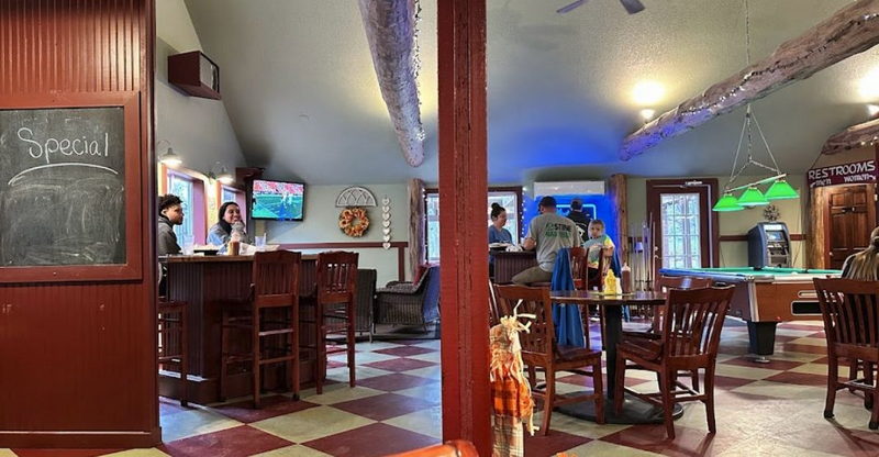 Big Spring Tavern (Big Spring Inn & Zoo) - Web Listing Photo (newer photo)